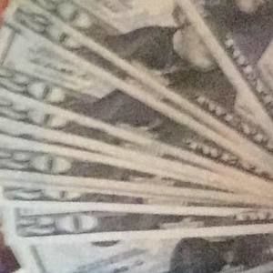 Meet your Posher, Dustin